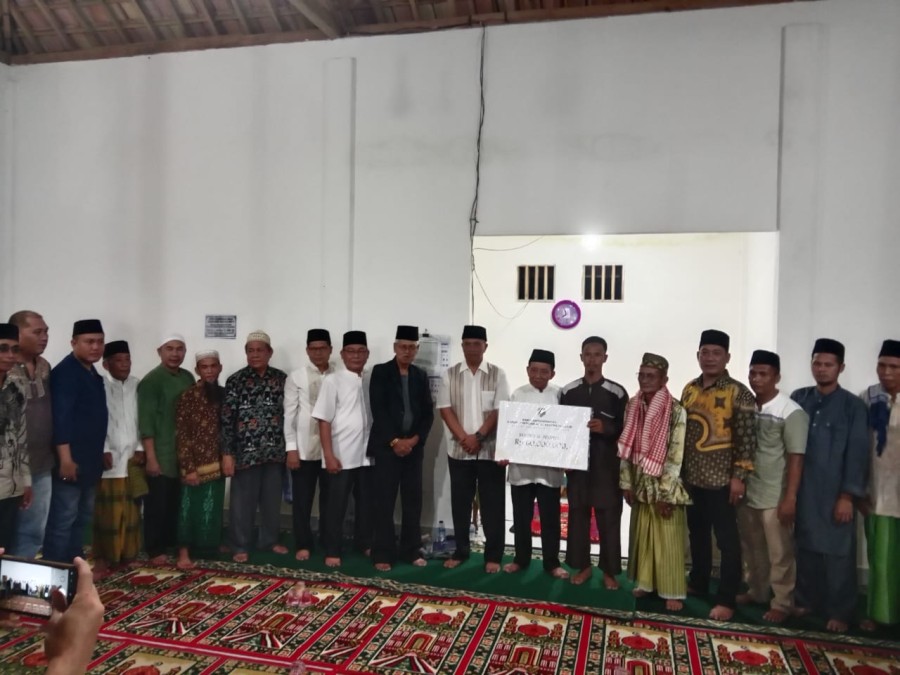 Dampingi Wakil Bupati Pali, Kompol Al Busro Ikut Safari Ramadhan 1445 H