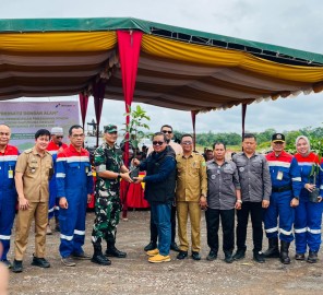 SINERGI PENGHIJAUAN HULU MIGAS: PENANAMAN 1.500 POHON ENDEMIK DAN BUAH DI SEKITAR EMPAT LOKASI SUMUR MIGAS RAMBA FIELD