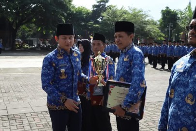 Peringatan HUT KORPRI tahun 2024 Bupati Trenggalek Harapkan Pengabdian Aparatur Diatas Kepentingan Pribadi