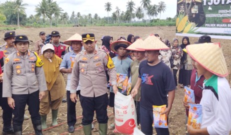 Polres Pali Ikut Tanam Jagung Serentak 1 Juta Hektar