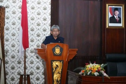 Eksekutif Berikan Jawaban Pandangan Umum Fraksi DPRD Terkait Ranperda Perubahan Pembentukan dan Susunan Perangkat Daerah