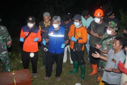 Pasca Diidentifikasi 4 Jenazah Korban Longsor Desa Depok Bendungan Dimakamkan